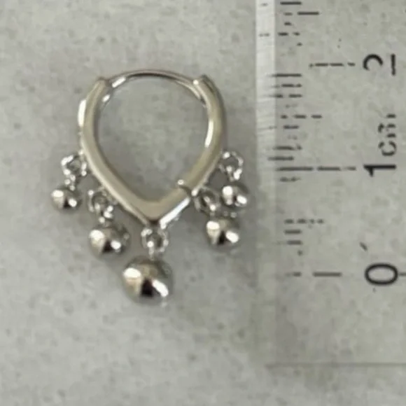 Sterling Silver Triangle Beaded Fringe Hoop Earrings 

Brand New - Picture 2 of 4